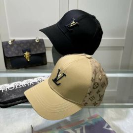 Picture of LV Cap _SKULVcaphm153153